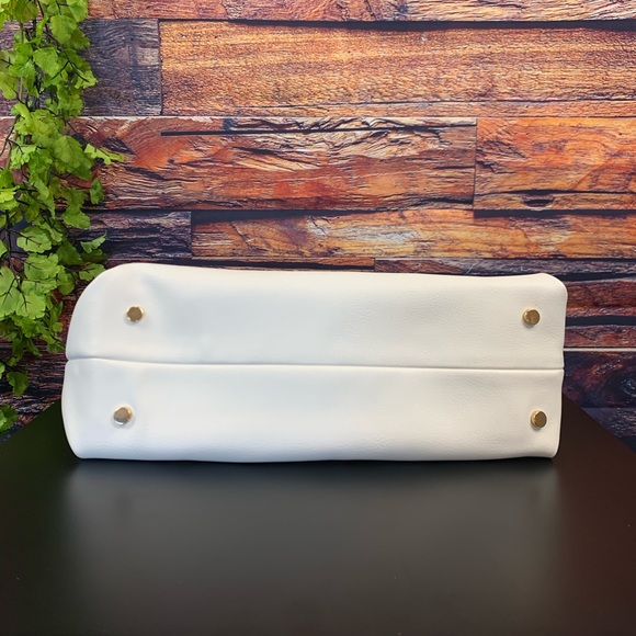 💜CLEARANCE💜INC International Concepts White Feona Mini Tote Crossbody - Picture 4 of 10